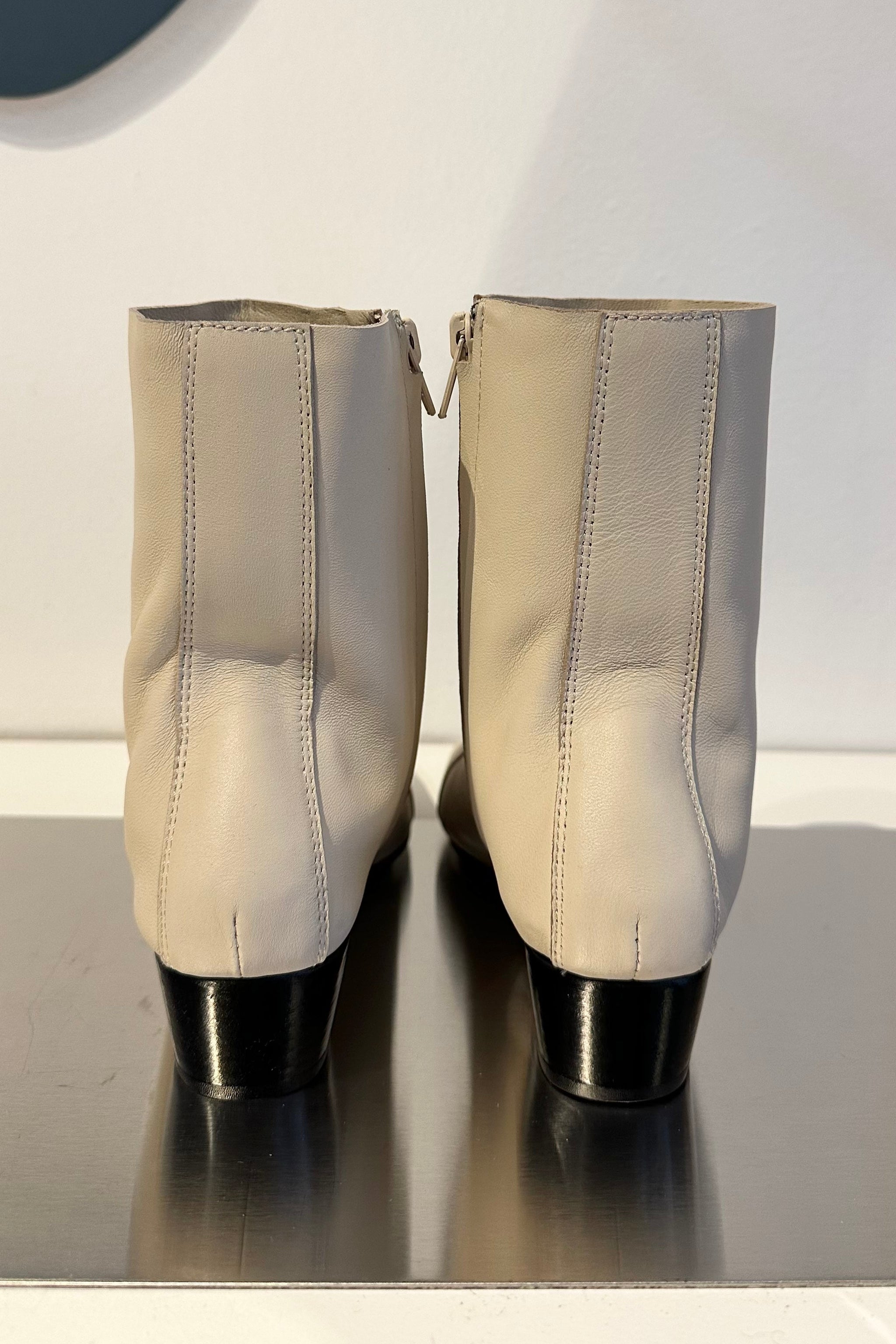 Rachel Comey | Cove Boot | Champagne – One of a few
