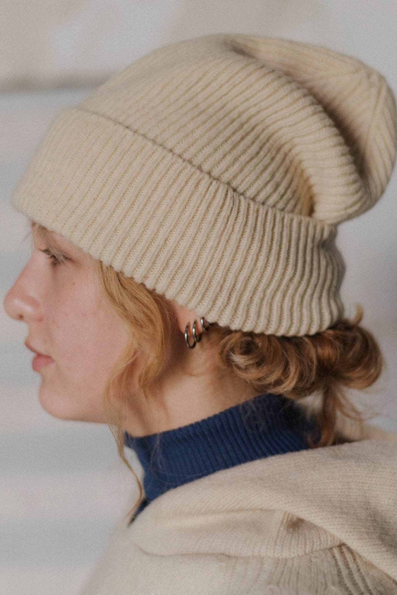 Baserange | Mea Beanie | Chaume Sand – One of a few